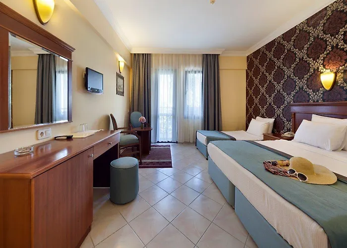 Golden Age Crystal Otel 4*